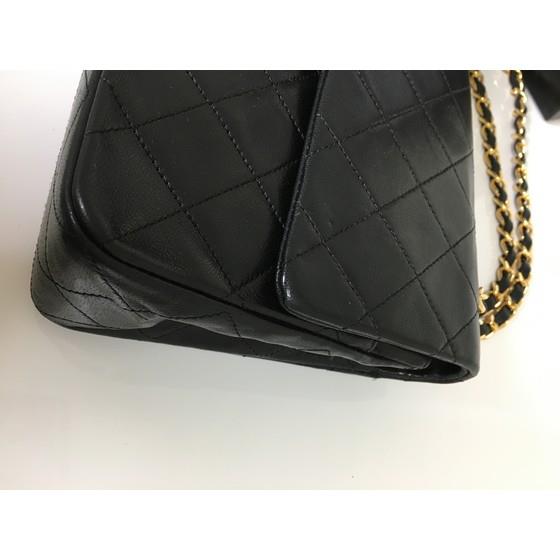 Vintage and Musthaves. Chanel medium 2.55 timeless classic double