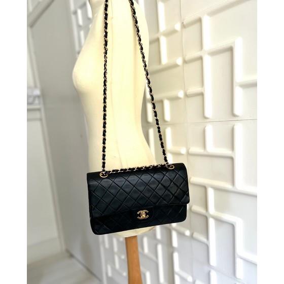 CHANEL  VINTAGE 2.55 FLAP BAG BLACK LAMBSKIN WITH GOLD HARDWARE