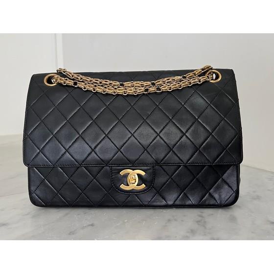 Vintage and Musthaves. Chanel 2.55 medium double flap bag with