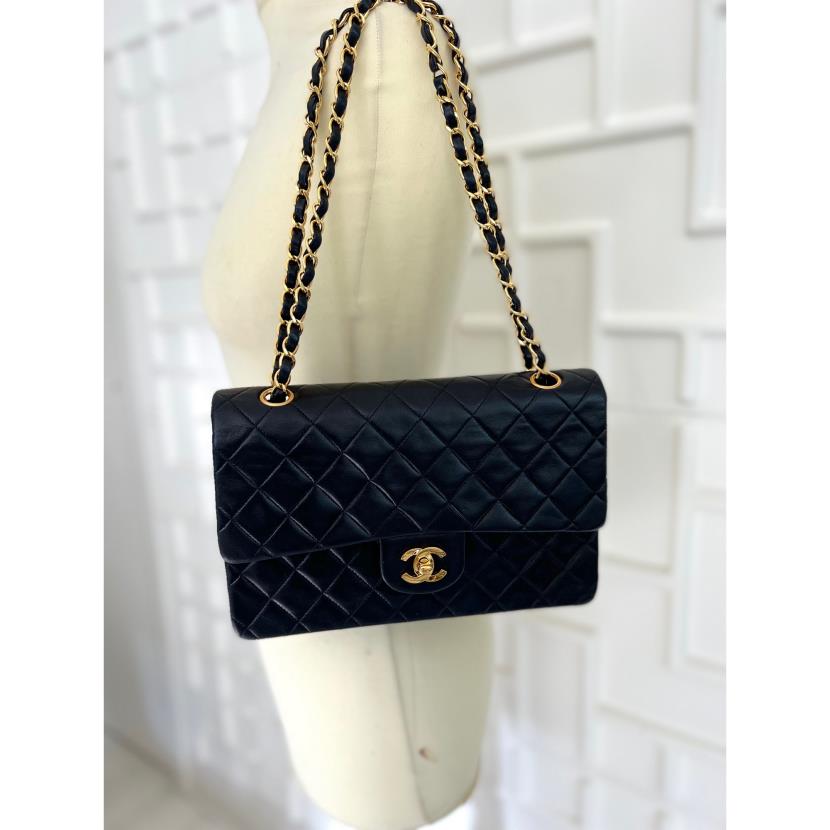 Chanel Black Lambskin Medium Classic 2.55 Double Flap Bag 18k Gold Pla –  Boutique Patina