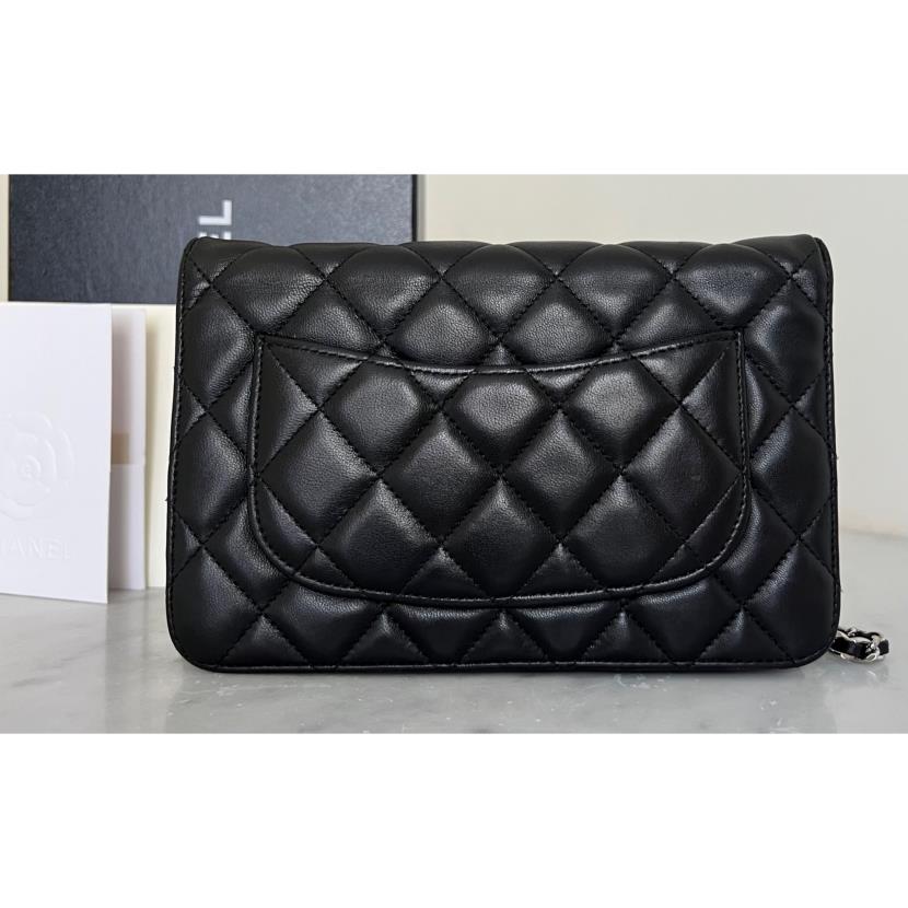 Vintage and Musthaves. Chanel black WOC wallet on chain bag, caviar GHW  VM221099