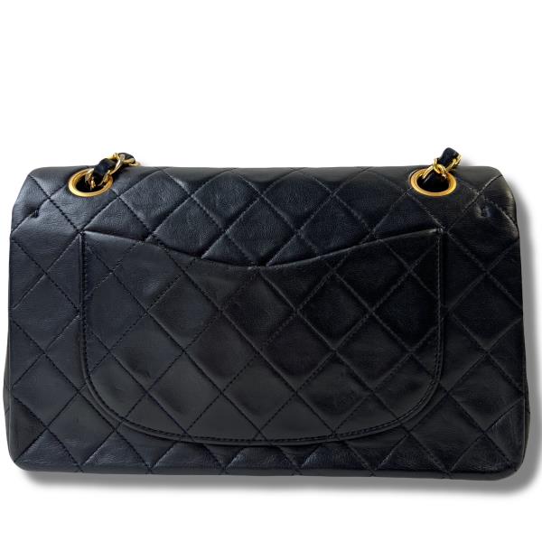 Chanel small 2.55 store