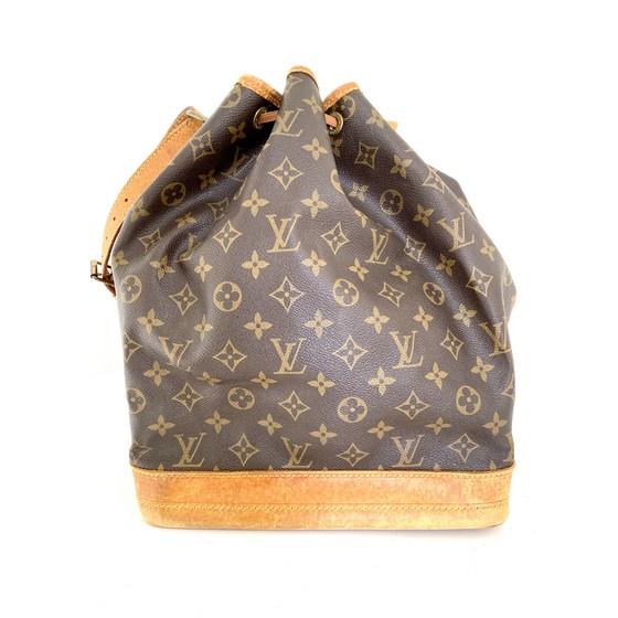 Vintage and Musthaves. Louis Vuitton NOE bag GM