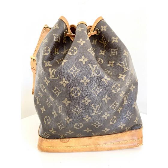 Vintage and Musthaves. Louis Vuitton NOE bag GM