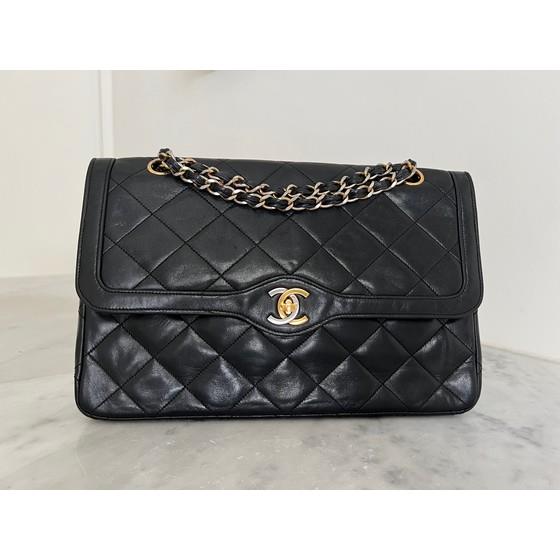 Vintage and Musthaves. [SALE: from € 2.399,-) Chanel black medium double flap  bag Paris limited edition