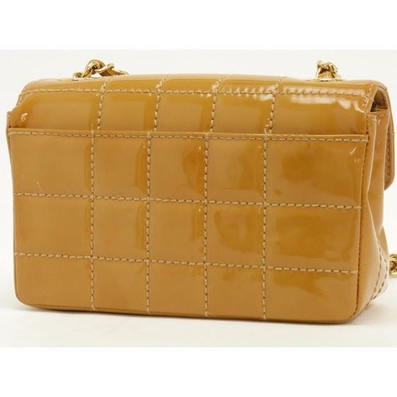 Vintage And Musthaves Chanel Caramel Patent Leather Crossbody Bag Picture Of Chanel Caramel Patent Leather Crossbody Bag