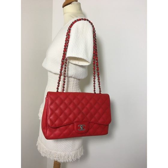 Vintage And Musthaves Chanel Jumbo Timeless 2 55 Red Caviar