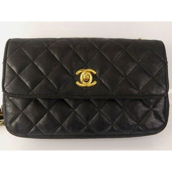 Picture of Chanel timeless 2.55 mini rectangular in black lambskin with gold hardware