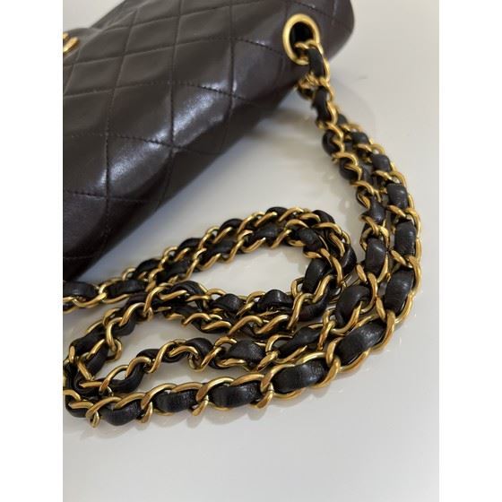 Vintage and Musthaves. Chanel small 2.55 timeless classic double flap bag