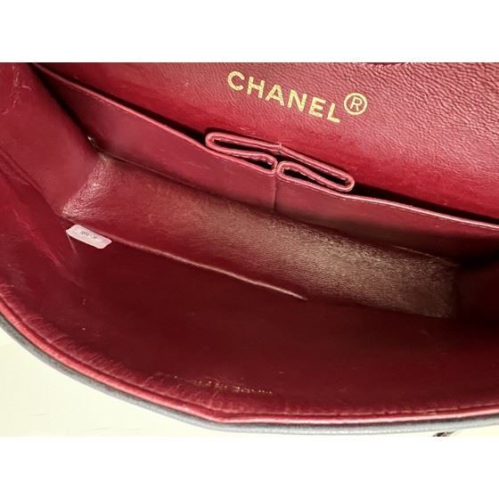 Vintage and Musthaves. Chanel small 2.55 timeless classic double flap bag