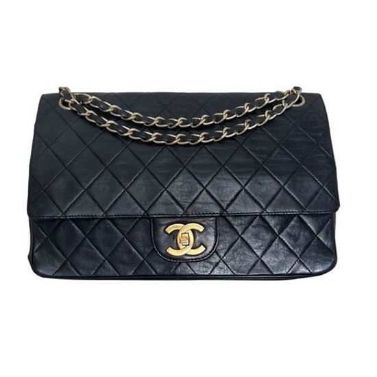 Vintage and Musthaves. [SALE from € ,-] Chanel medium  timeless  classic double flap bag