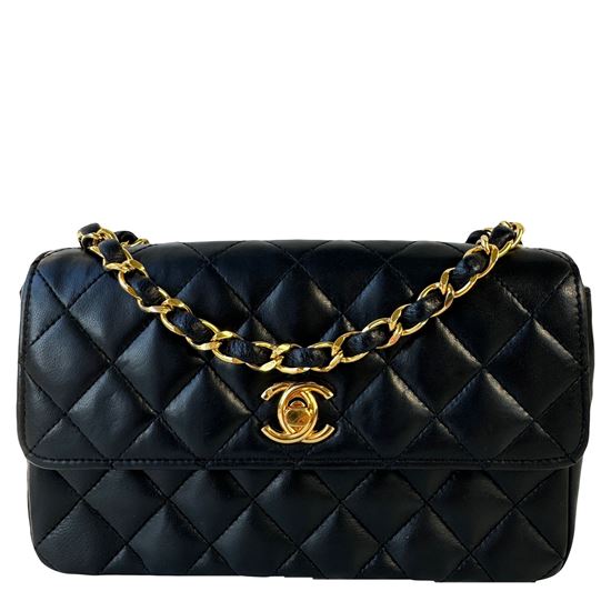 Vintage and Musthaves. Chanel mini 2.55 timeless classic crossbody flap bag VM221213