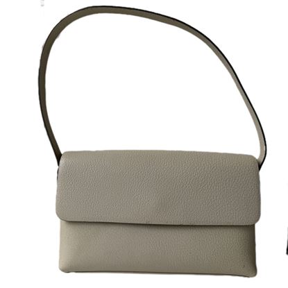 Image of Gucci white box bag VM221401